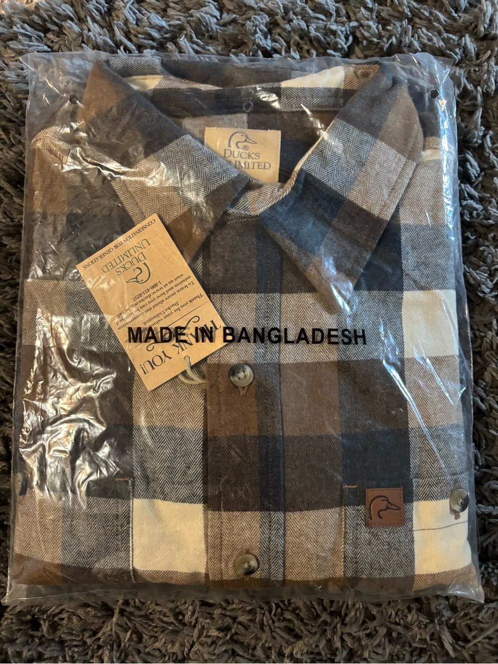 Ducks Unlimited Men’s Brown & Cream Plaid Button-Down Shirt